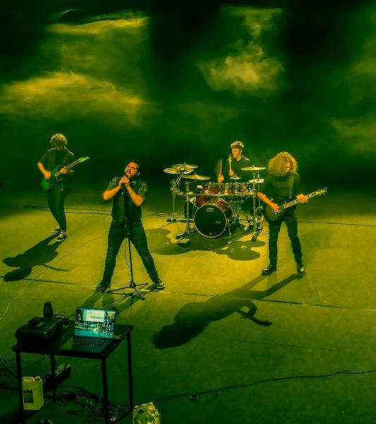 Neuf groupes se produiront lors de la finale de L'Envol des Cités le 7 décembre à 18h, en l’auditorium Dubois de la RTBF à Mons. Le programme d'accompagnement musical initié par la Province de Hainaut poursuit sa mission. Venez encourager les finalistes ! 