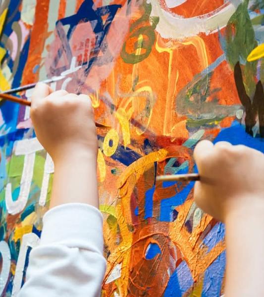 Le secteur Education permanente et Jeunesse de Hainaut Culture a mis en ligne sa programmation. L'intégralité des formations, stages adultes et jeunesse, ateliers sont sur le site web : https://sepj.hainaut.be Au programme : des formations d'acteurs de projets collectifs, d'animateurs en expressions culturelles, facilitation visuelle, ateliers palettes, stage Amazonia, imprégnation linguistique, vitrail, cinéma, écriture, vannerie, macramé, meubles en carton, soudure, céramique, guitare, djembé, jazz, etc